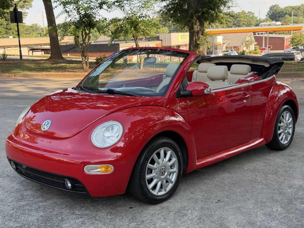2005 Volkswagen Beetle Image 28
