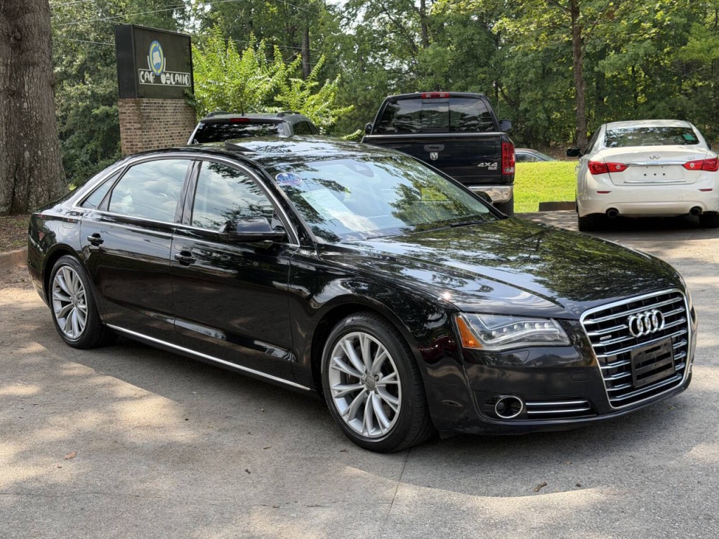 2012 Audi A8 Image 5
