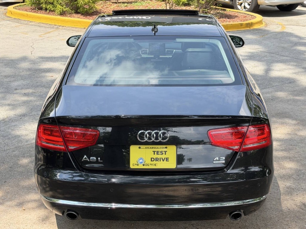 2012 Audi A8 Image 41