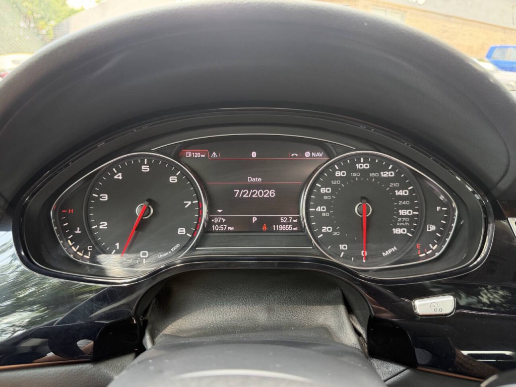 2012 Audi A8 Image 56
