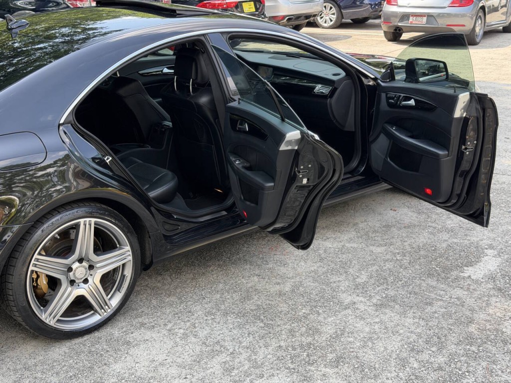 2012 Mercedes-Benz CLS-Class Image 39