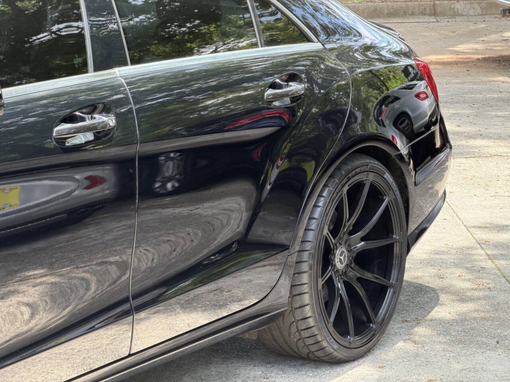 2012 Mercedes-Benz CLS-Class Image 4