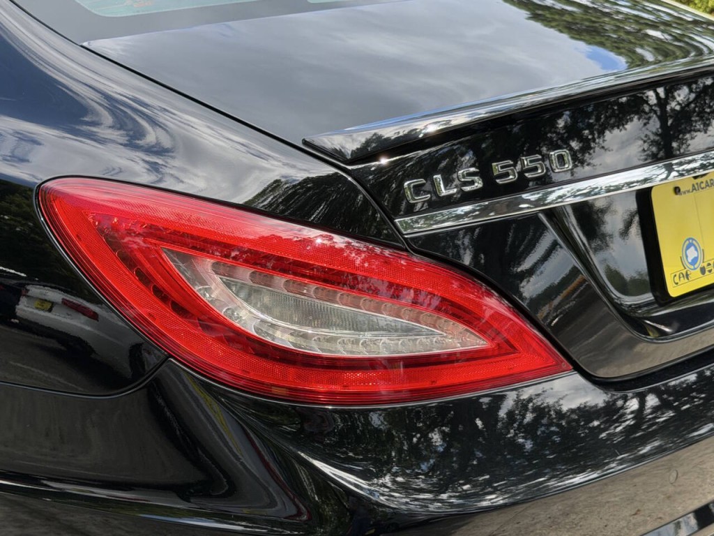 2012 Mercedes-Benz CLS-Class Image 17
