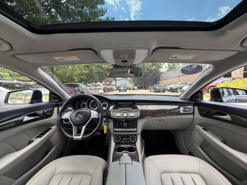 2012 Mercedes-Benz CLS-Class Image 24