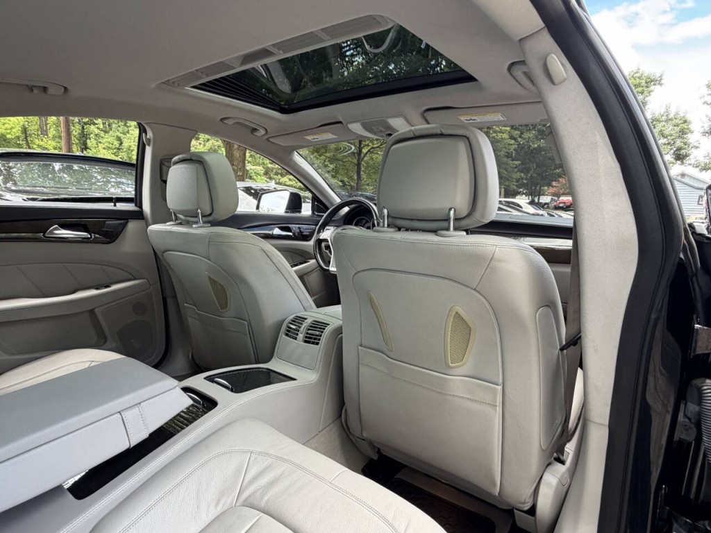 2012 Mercedes-Benz CLS-Class Image 51