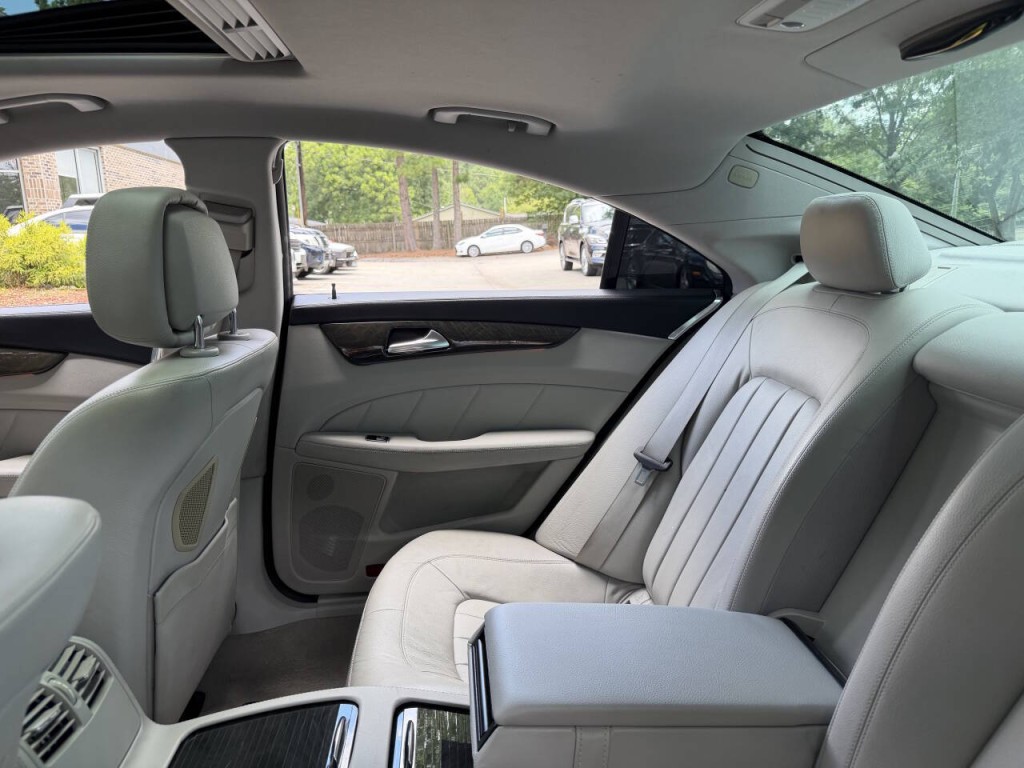 2012 Mercedes-Benz CLS-Class Image 52