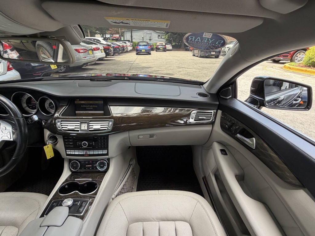 2012 Mercedes-Benz CLS-Class Image 53