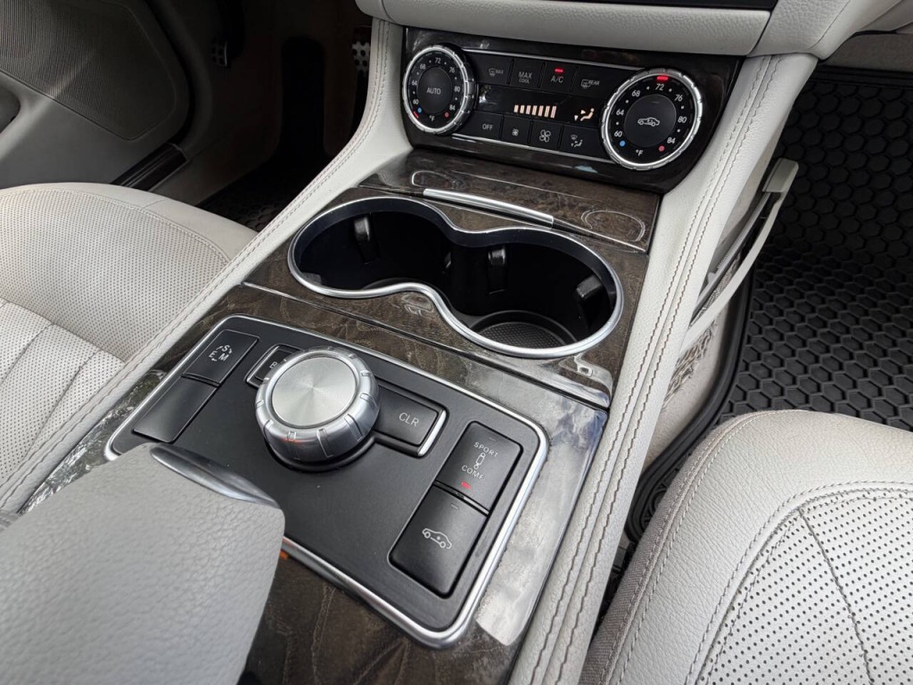 2012 Mercedes-Benz CLS-Class Image 59