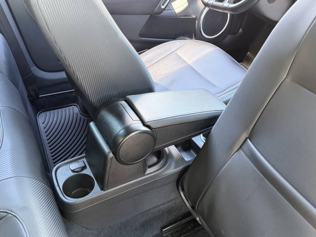 2013 Volkswagen Beetle Image 38