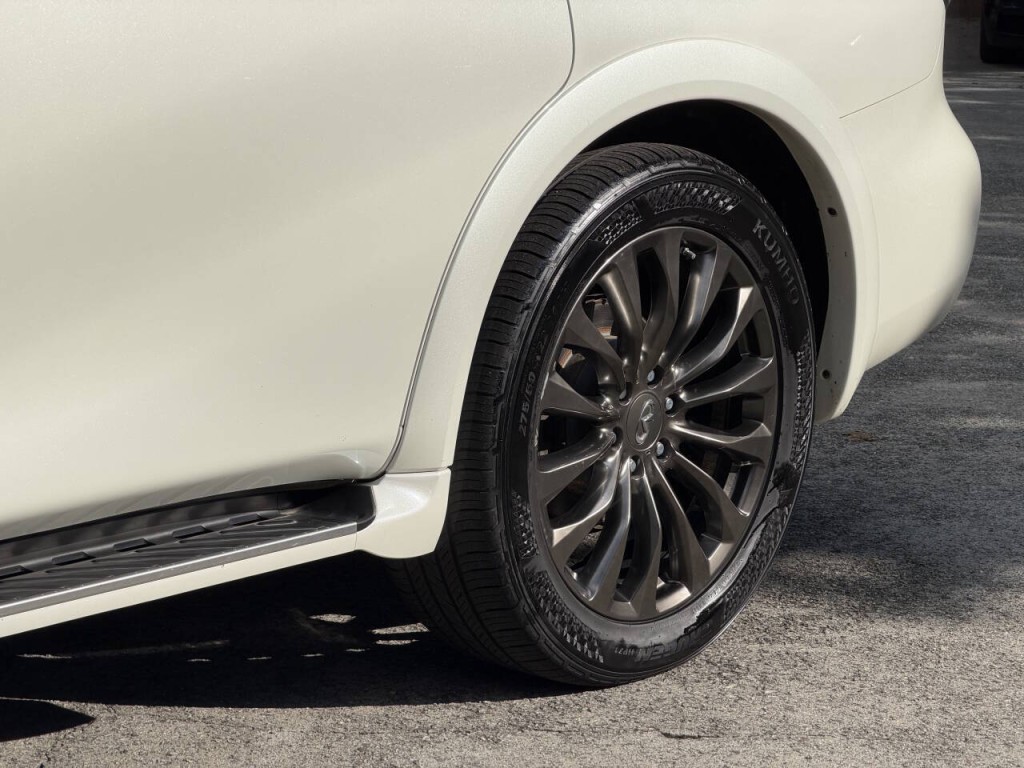 2017 INFINITI QX80 Image 72