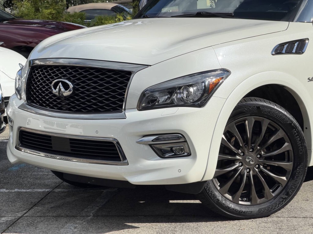 2017 INFINITI QX80 Image 77