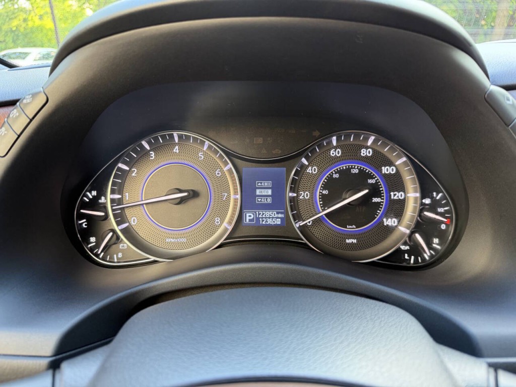 2017 INFINITI QX80 Image 79