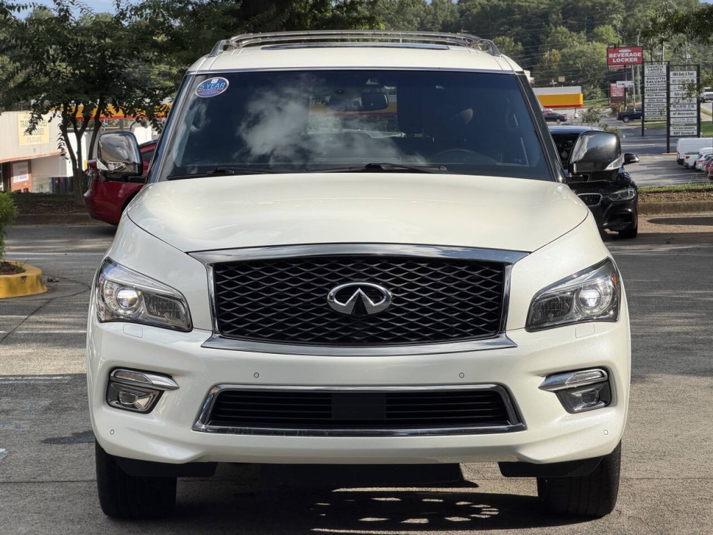 2017 INFINITI QX80 Image 5