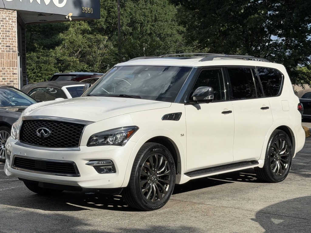 2017 INFINITI QX80 Image 8