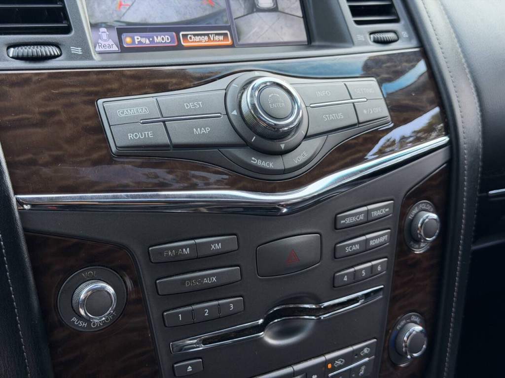2017 Nissan Armada Image 19