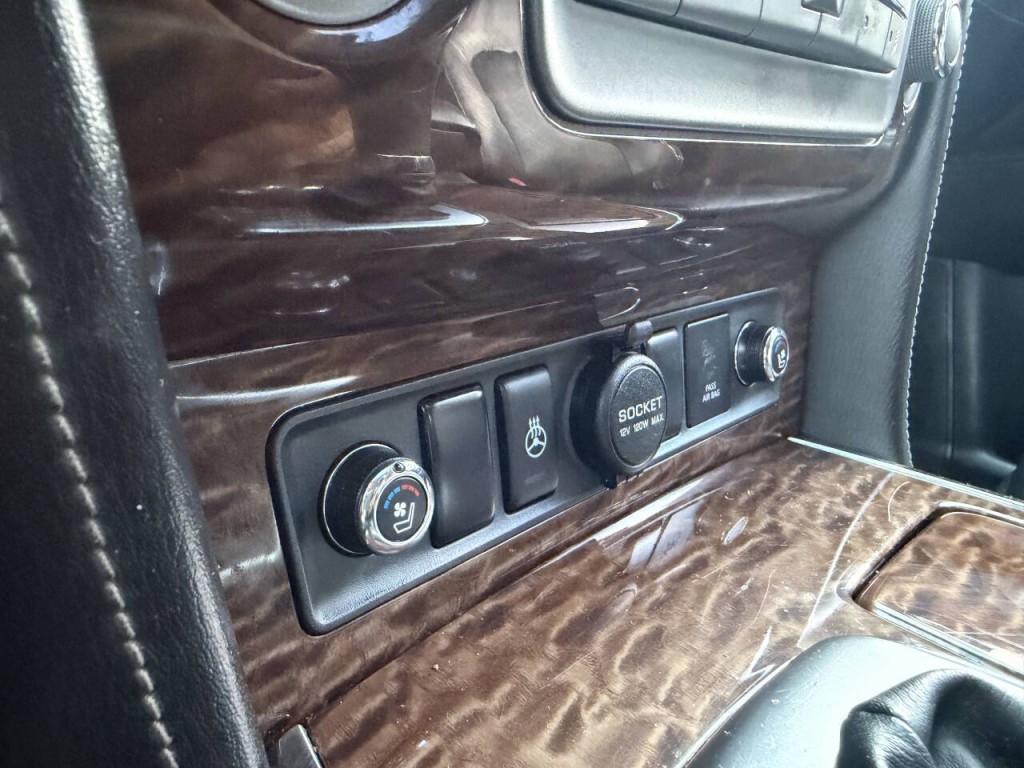 2017 Nissan Armada Image 20