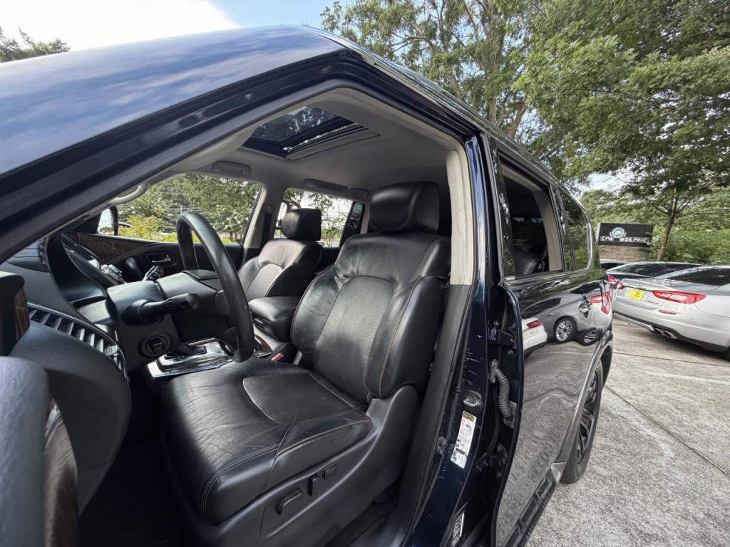 2017 Nissan Armada Image 23
