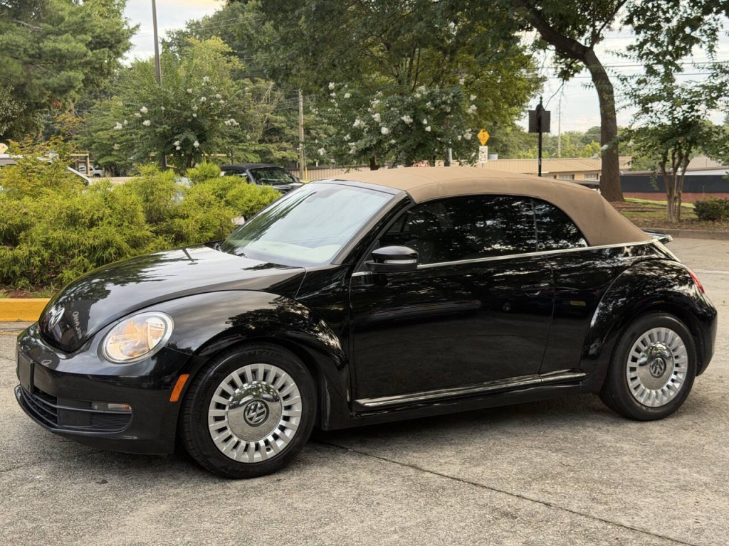 2016 Volkswagen Beetle Image 48