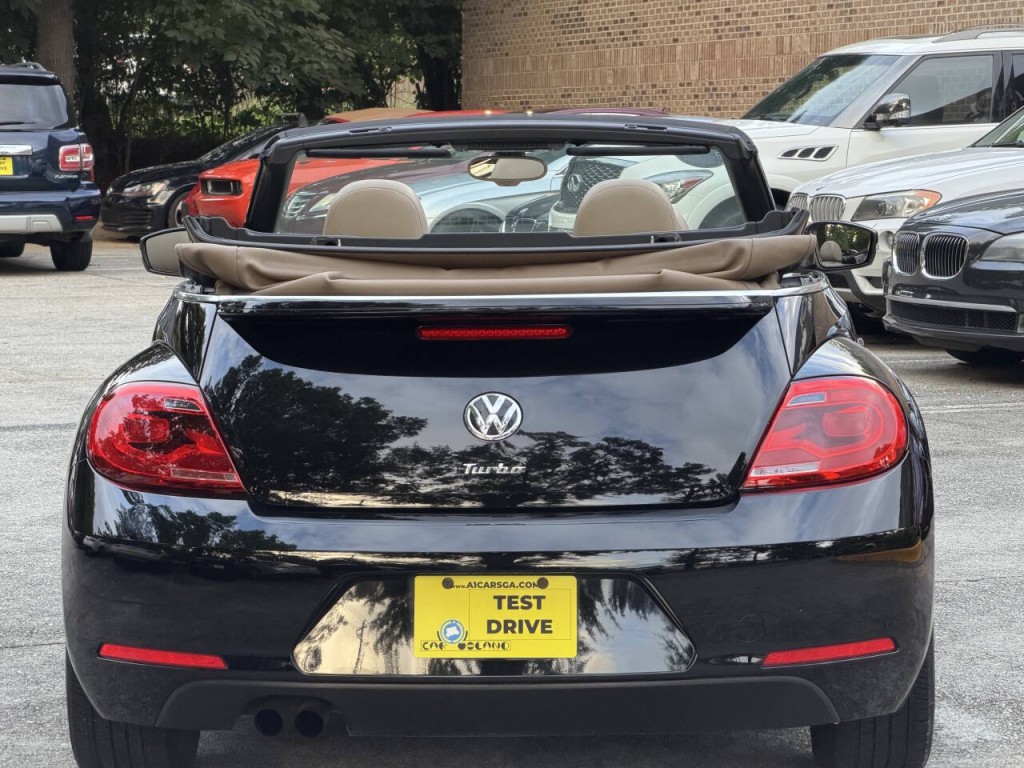 2016 Volkswagen Beetle Image 51
