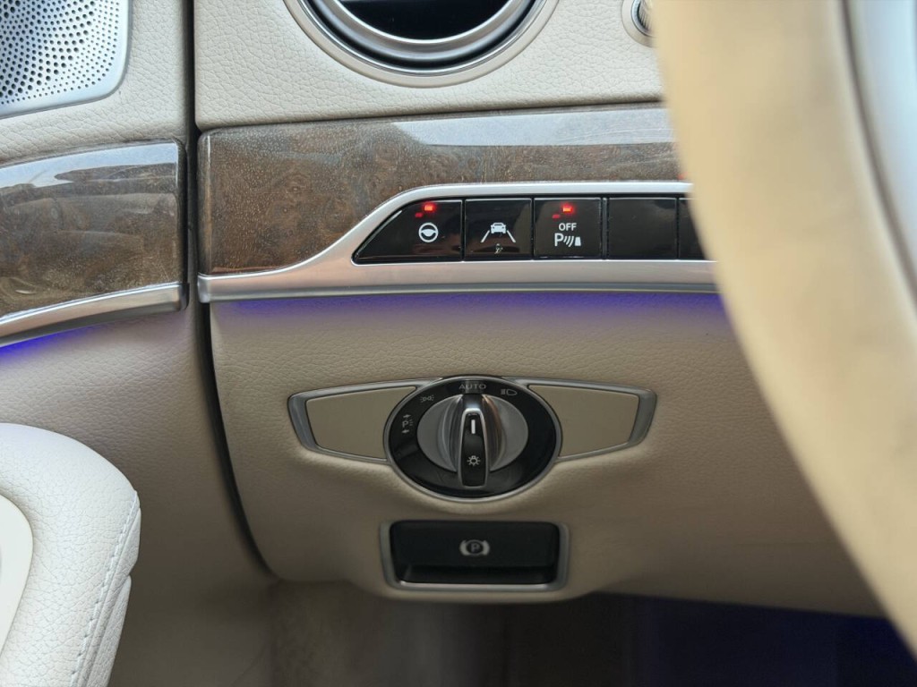 2015 Mercedes-Benz S-Class Image 55