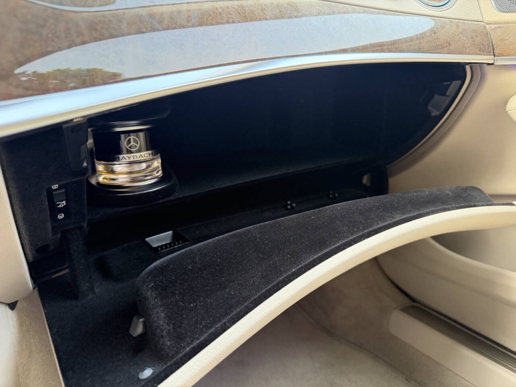 2015 Mercedes-Benz S-Class Image 59