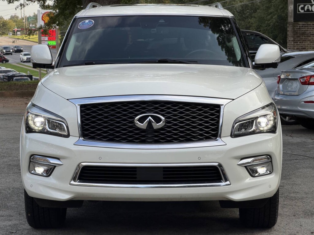 2017 INFINITI QX80 Image 2