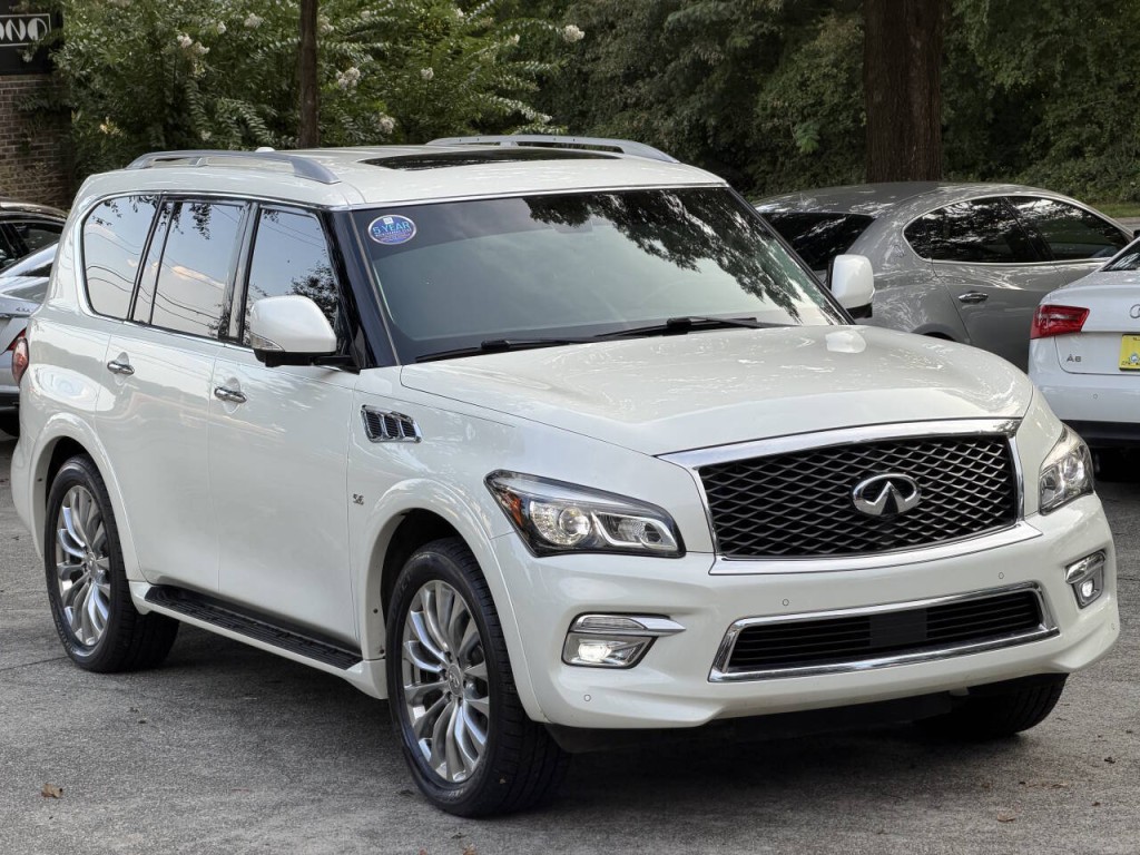 2017 INFINITI QX80 Image 3