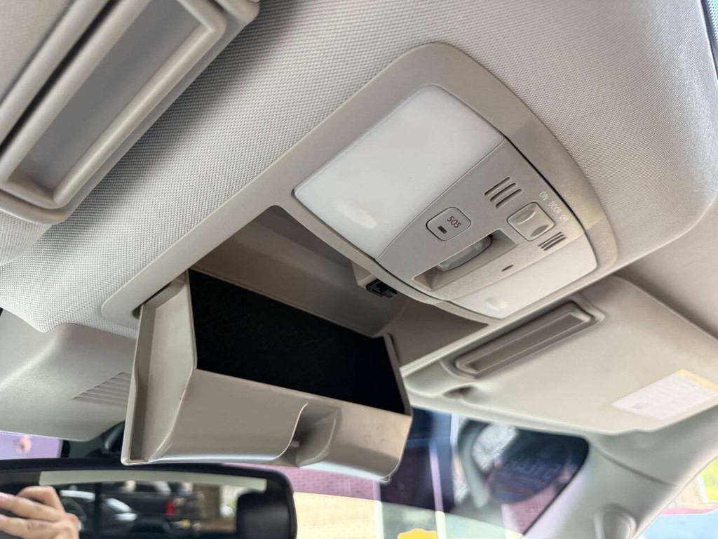 2017 INFINITI QX80 Image 27