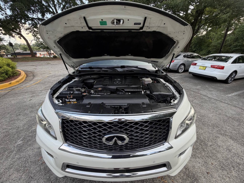 2017 INFINITI QX80 Image 57