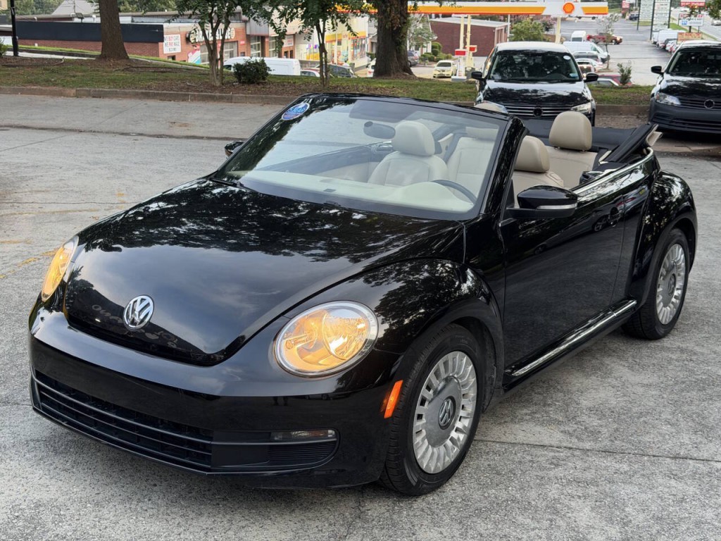 2014 Volkswagen Beetle Image 3