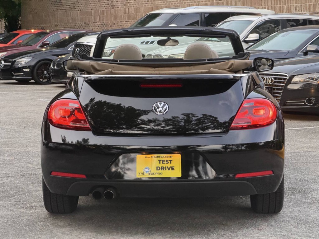 2014 Volkswagen Beetle Image 6