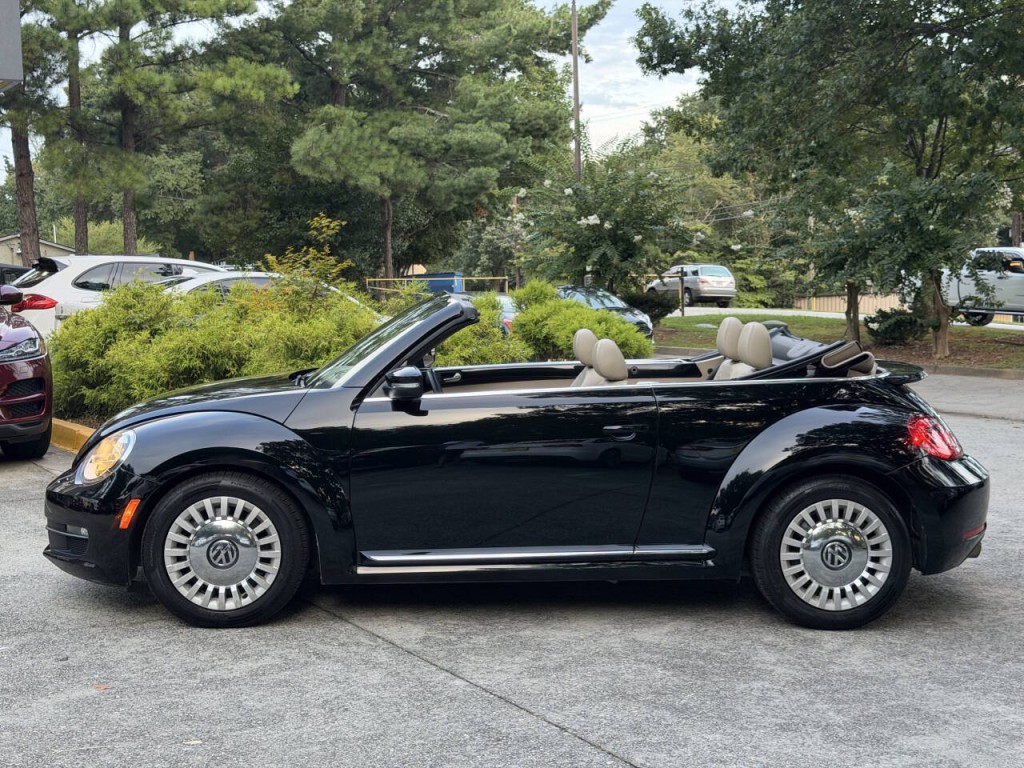 2014 Volkswagen Beetle Image 7