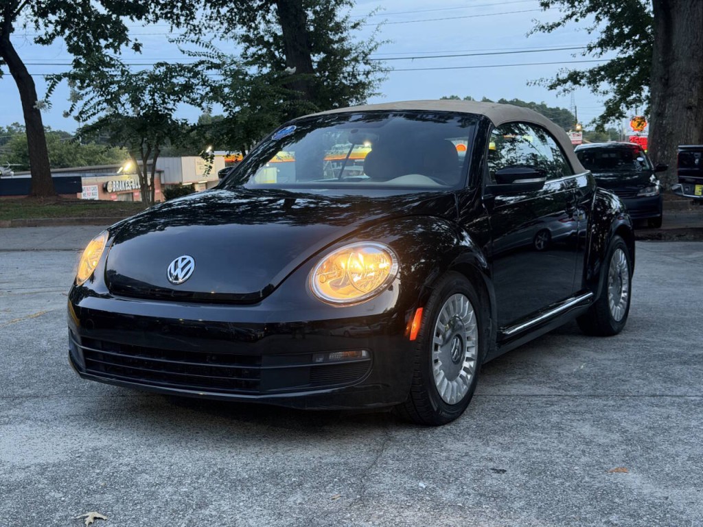 2014 Volkswagen Beetle Image 12