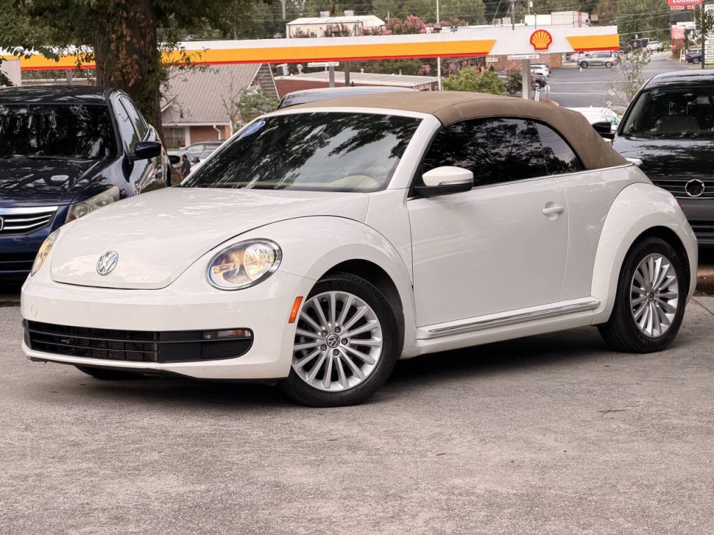 2014 Volkswagen Beetle Image 4