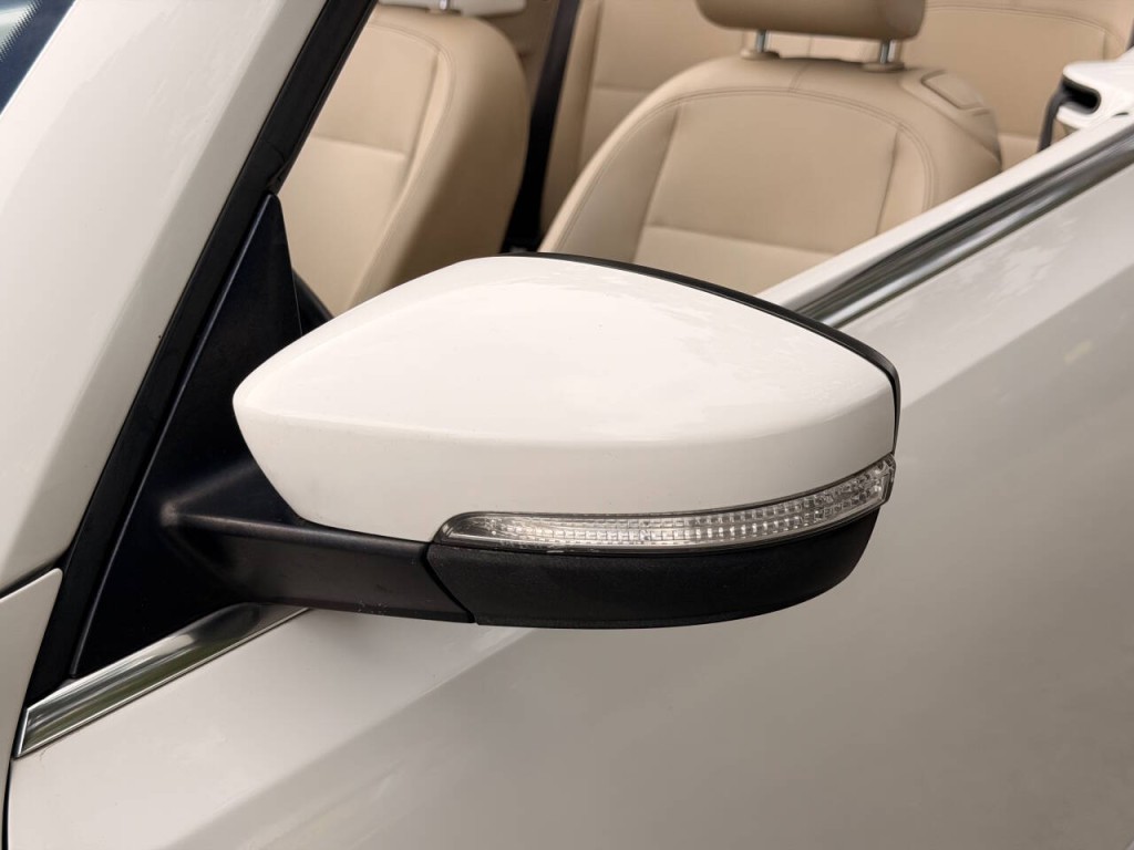 2014 Volkswagen Beetle Image 18