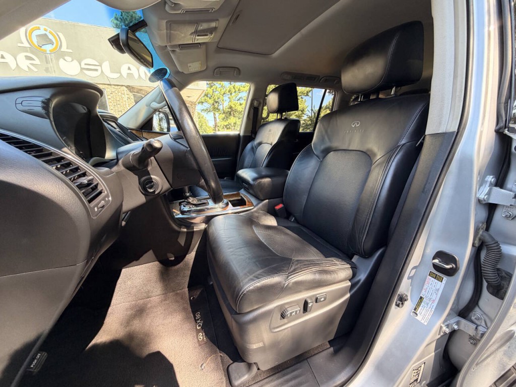 2014 INFINITI QX80 Image 11