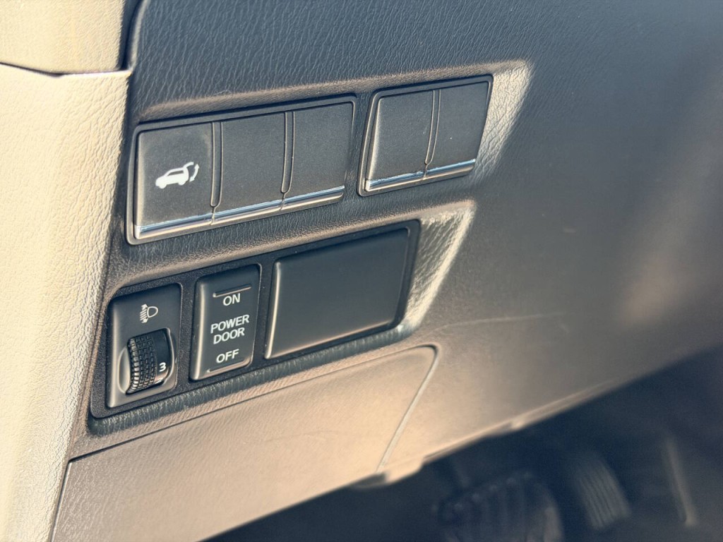 2014 INFINITI QX80 Image 14