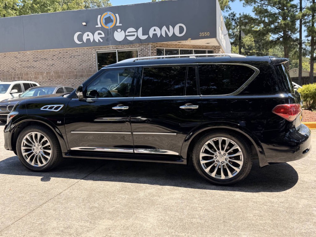 2017 INFINITI QX80 Image 8