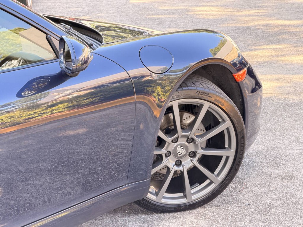 2014 Porsche 911 Image 10