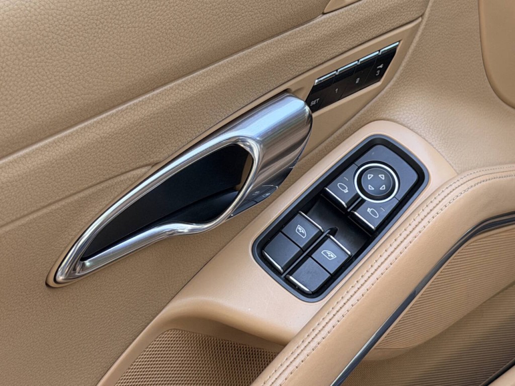 2014 Porsche 911 Image 13
