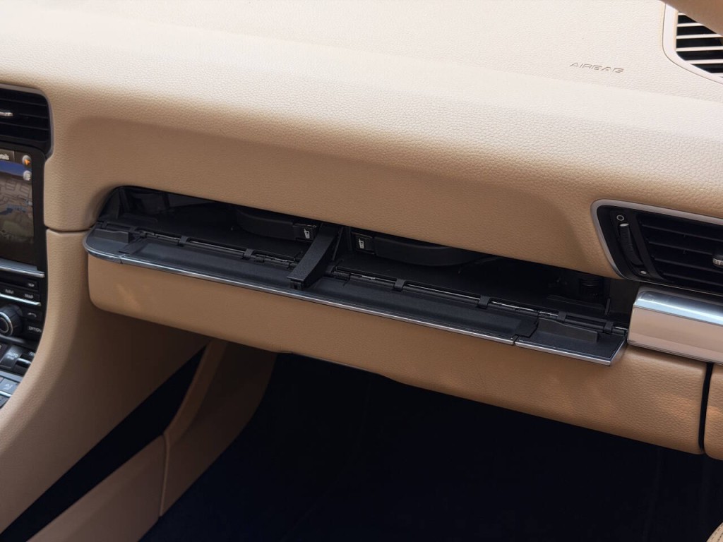 2014 Porsche 911 Image 26