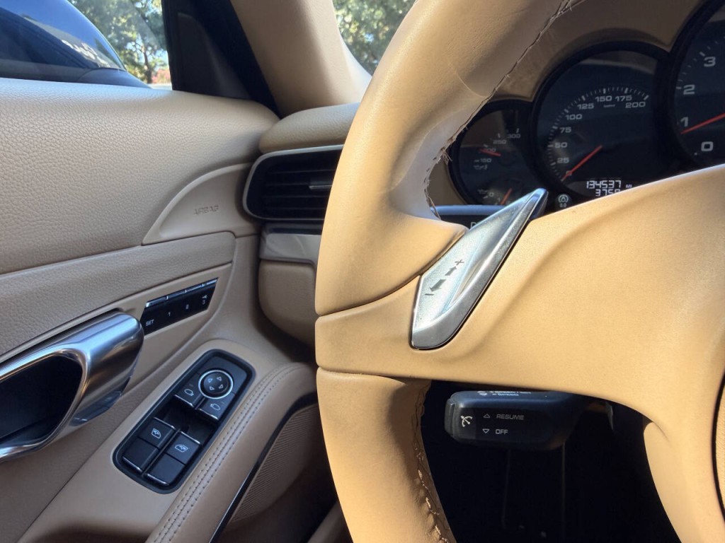 2014 Porsche 911 Image 40