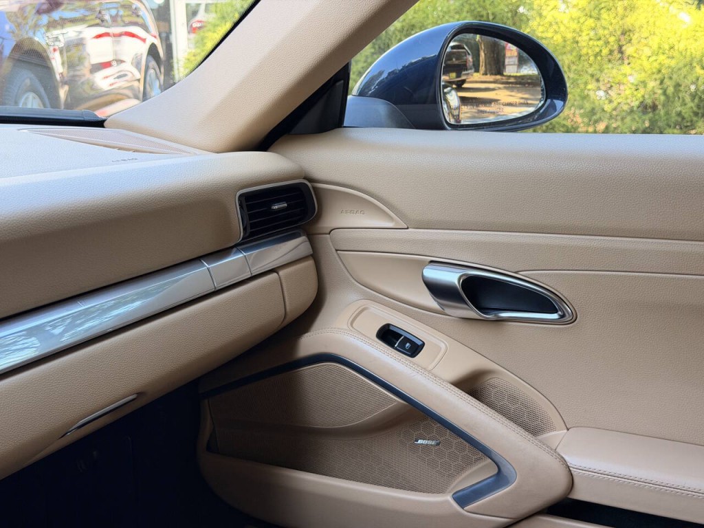 2014 Porsche 911 Image 42