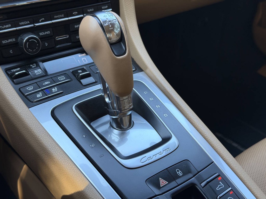 2014 Porsche 911 Image 45
