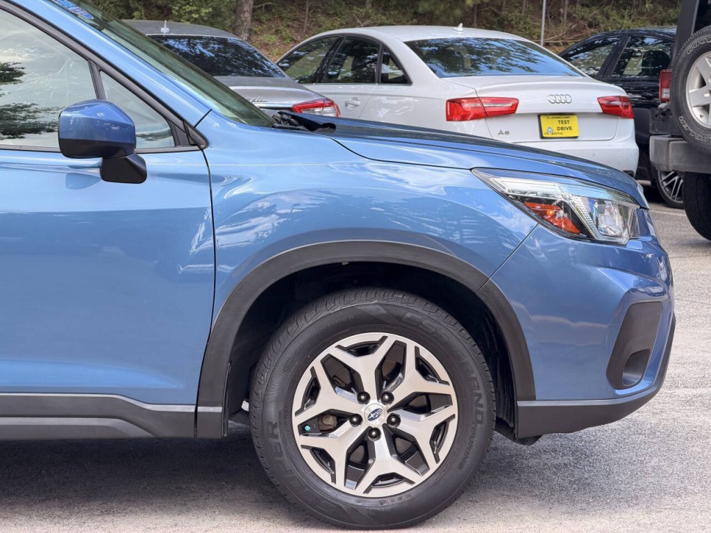 2020 Subaru Forester Image 11