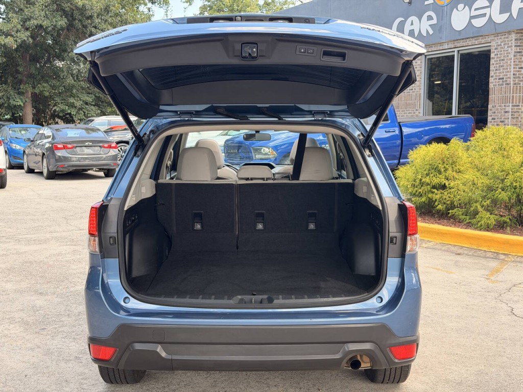 2020 Subaru Forester Image 12