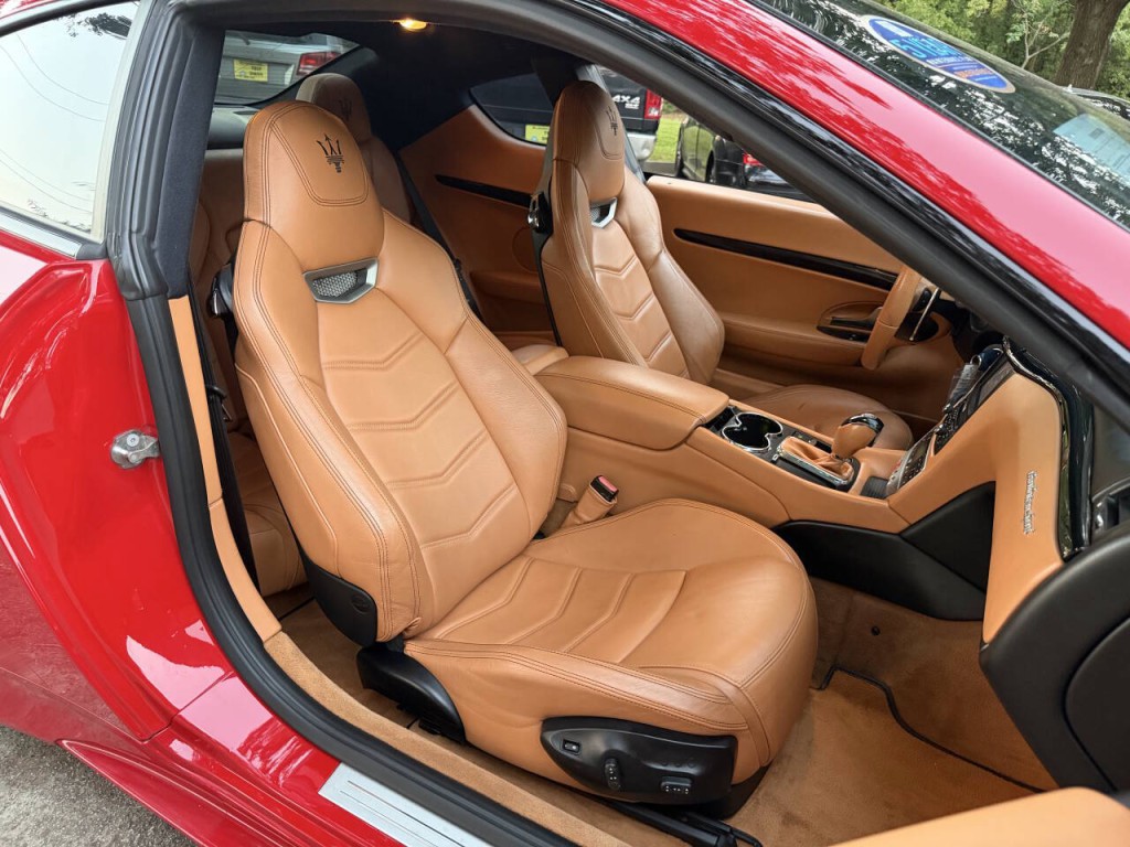 2015 Maserati GranTurismo Image 7