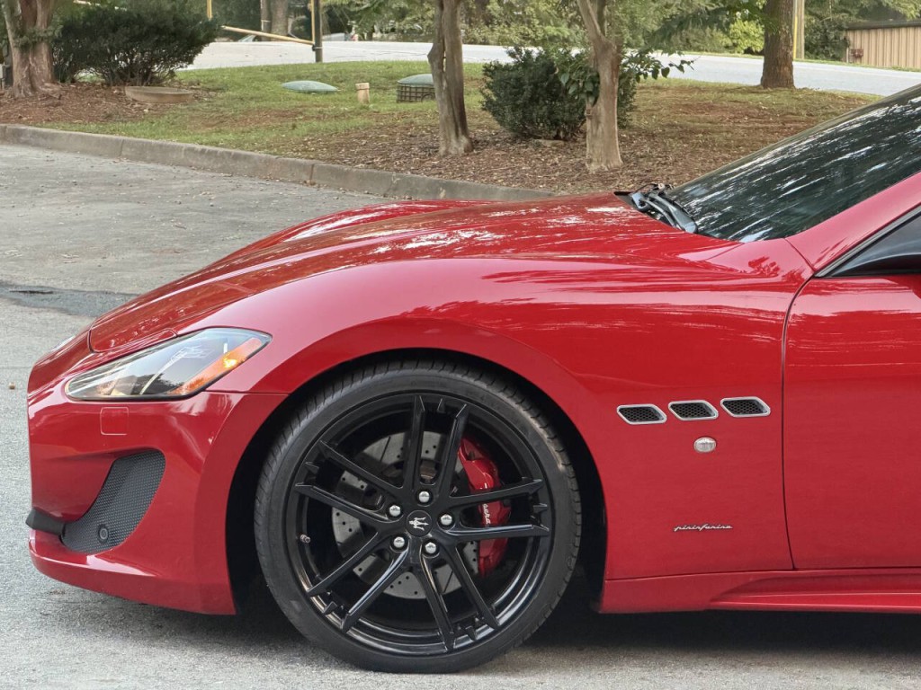 2015 Maserati GranTurismo Image 11