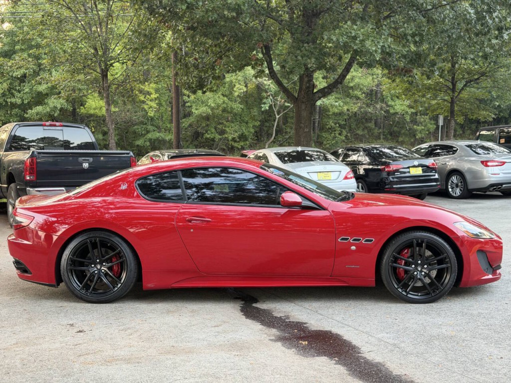 2015 Maserati GranTurismo Image 12