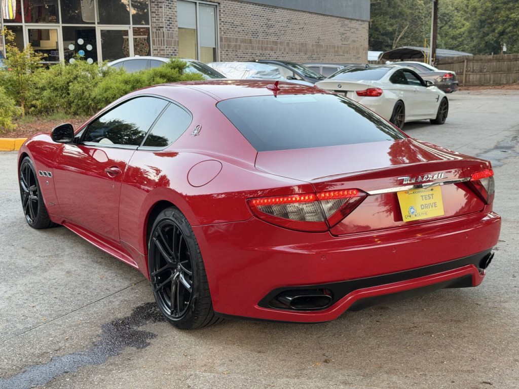 2015 Maserati GranTurismo Image 13